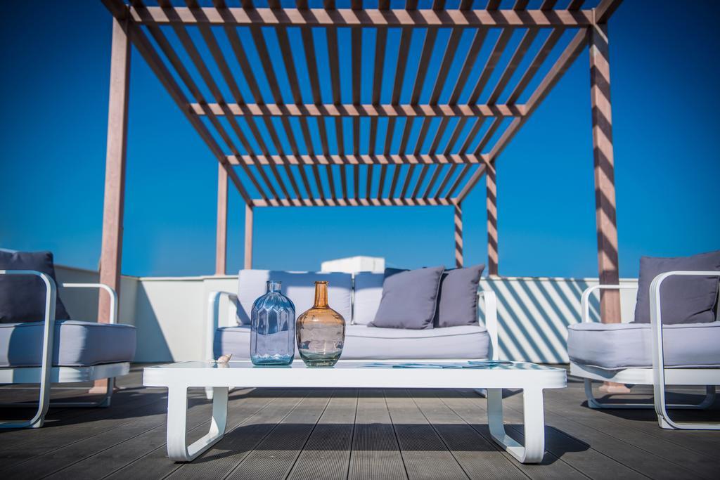 Cosmopolis Crete Suites ヘルソニソス エクステリア 写真