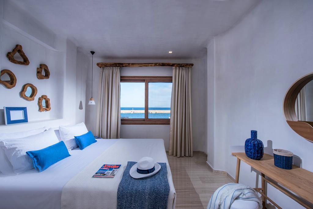 Cosmopolis Crete Suites ヘルソニソス エクステリア 写真